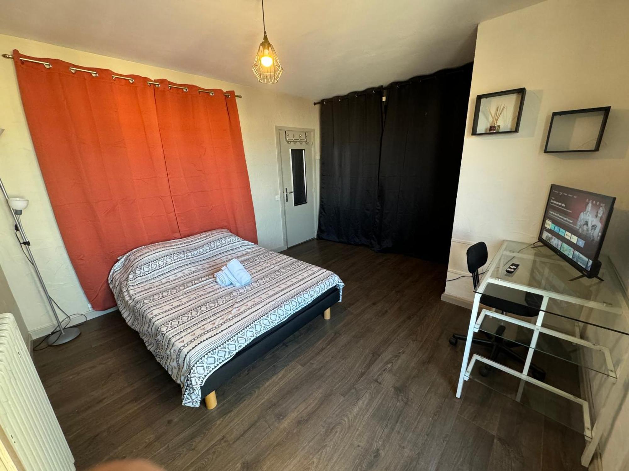 Appartement Terrasse Au Coeur De Valence 54 Exteriör bild